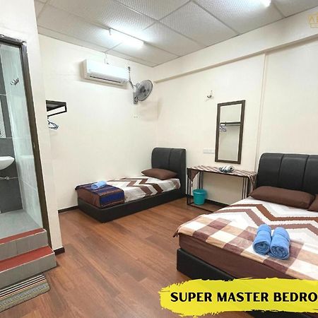 Adina Homestay Langkawi ~Spacious Homestay~ Kuah Bagian luar foto